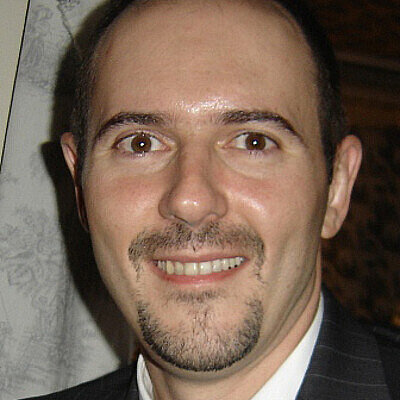 Prof. Dr. Rogério Paulucci